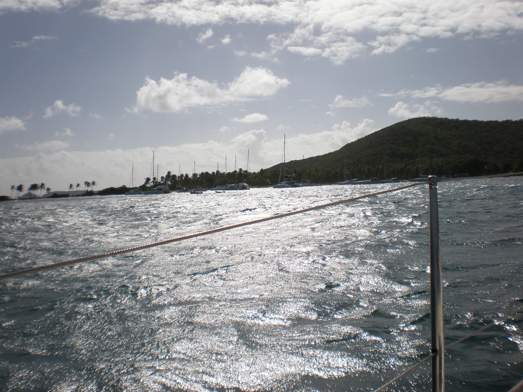 arrivée à Mayreau une iles étape de croisiere des Grenadine